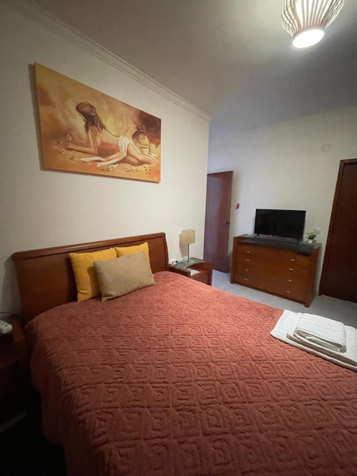 Quarto Suite Relaxante Алмада Екстериор снимка