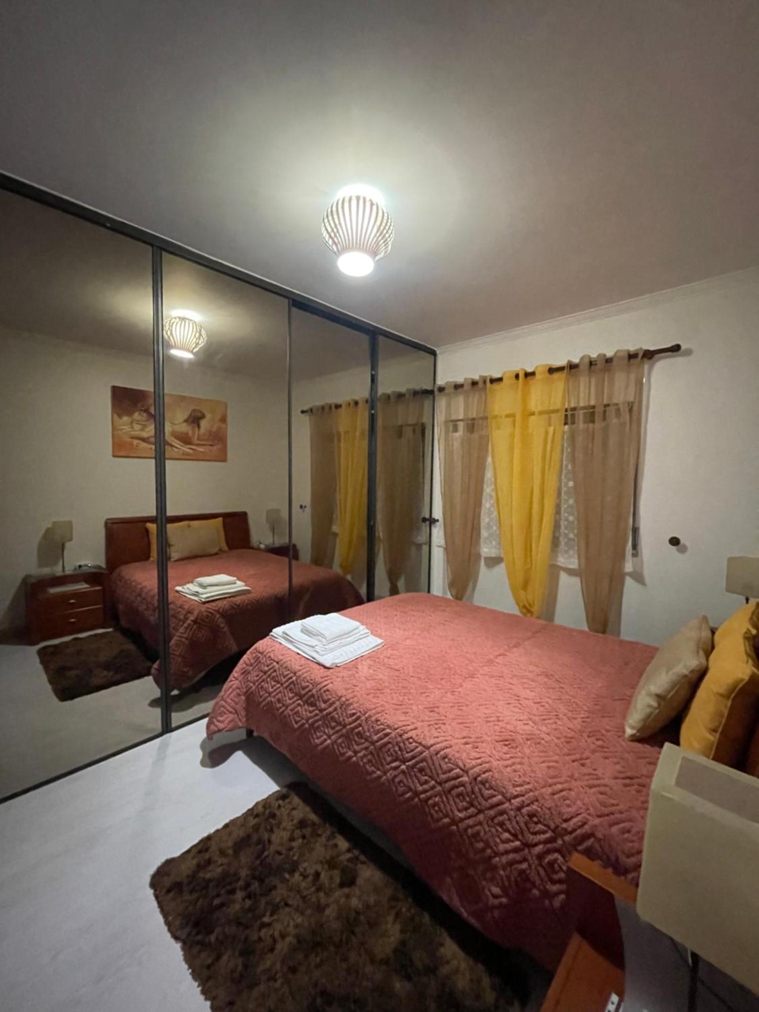 Quarto Suite Relaxante Алмада Екстериор снимка